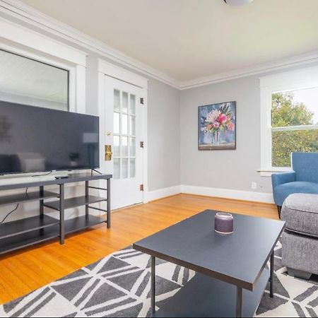 Spacious 2 Bedroom Home Near Ingersoll & Downtown Des Moines Ngoại thất bức ảnh