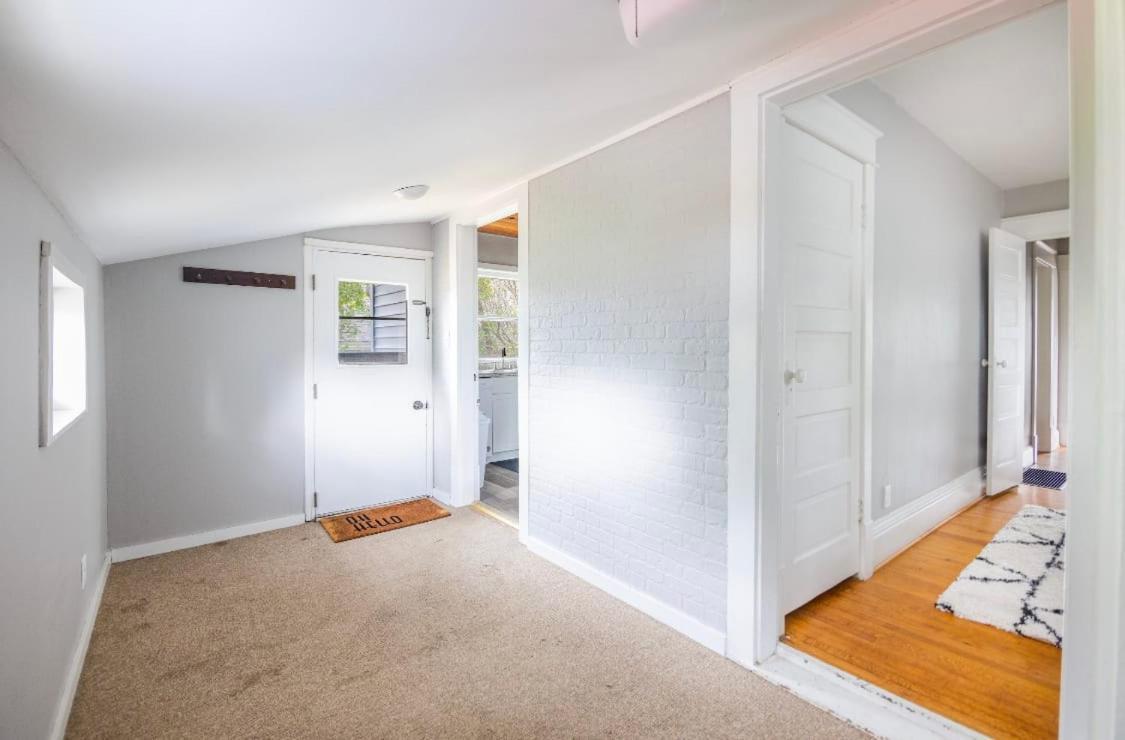Spacious 2 Bedroom Home Near Ingersoll & Downtown Des Moines Ngoại thất bức ảnh